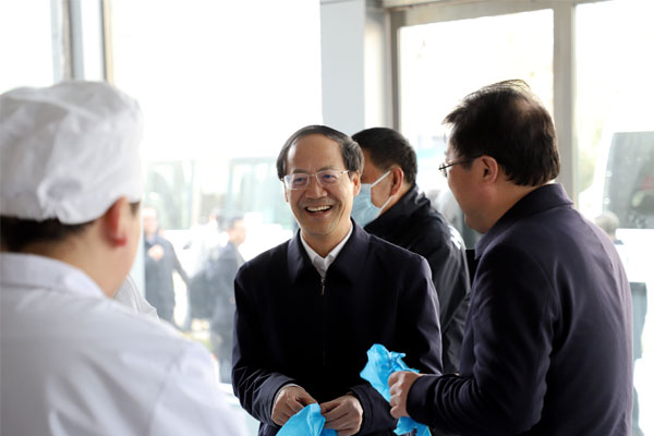 山西省政协副主席李青山 推动科技成果产业化 万象城AWC888健康产业集团 万象城AWC888