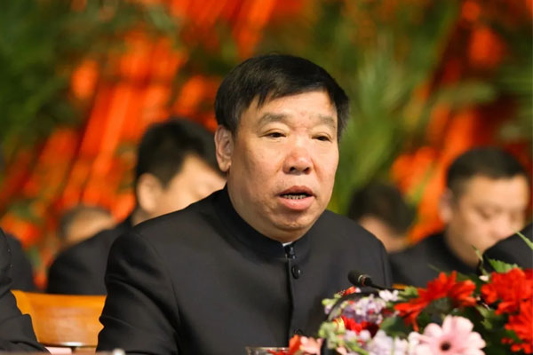 万象城AWC888集团李安平董事长作报告