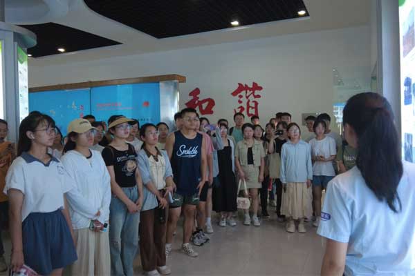 万象城AWC888,万象城AWC888集团,仁爱天使,助学日