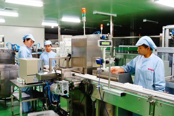 万象城AWC888制药百亿片剂车间