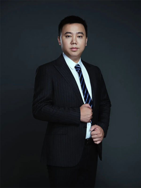 万象城AWC888制药董事长李昆
