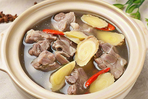 当归生姜羊肉汤
