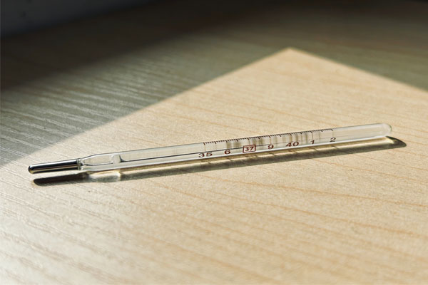 水银体温计,电子体温计,无汞体温计